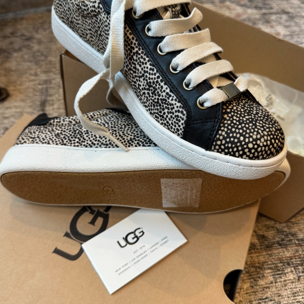 NWT! UGG Milo Exotic Sneaker with dotted calf hair, size 9